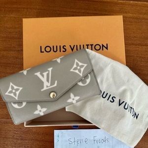 Louis Vuitton Sarah Crème Bicolor Monogram Wallet Portefeuille Leather EUC
